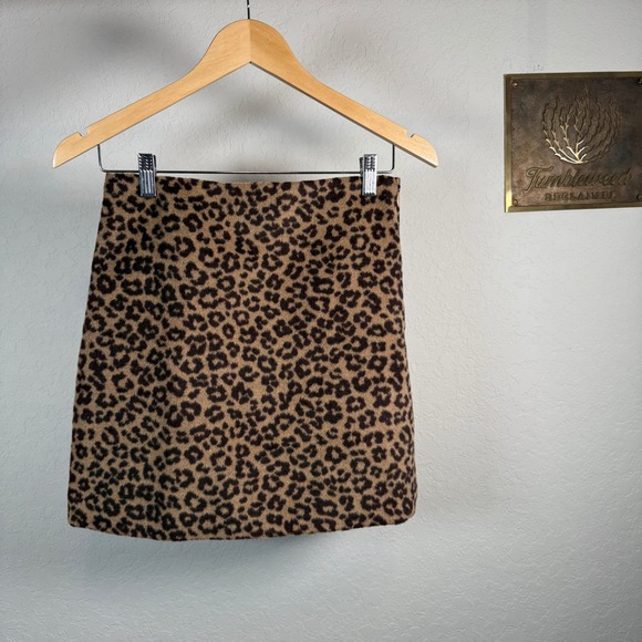 Loft Leopard Print Mini Skirt Size 0 Brown Black Fuzzy Texture - Picture 3 of 9